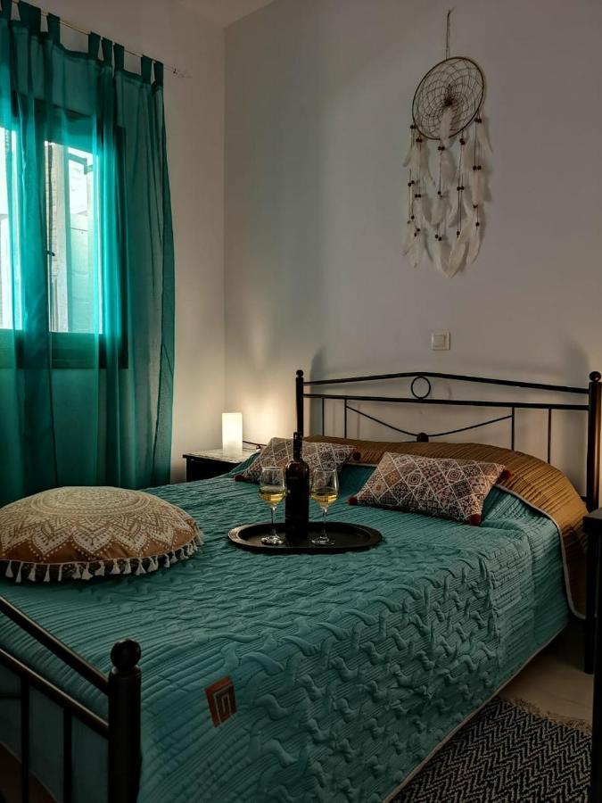 Villa Perissa Thira Exterior photo